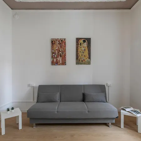 Apartment Casa Graziella - A 2 Passi Dal Centro E Stazione Di *